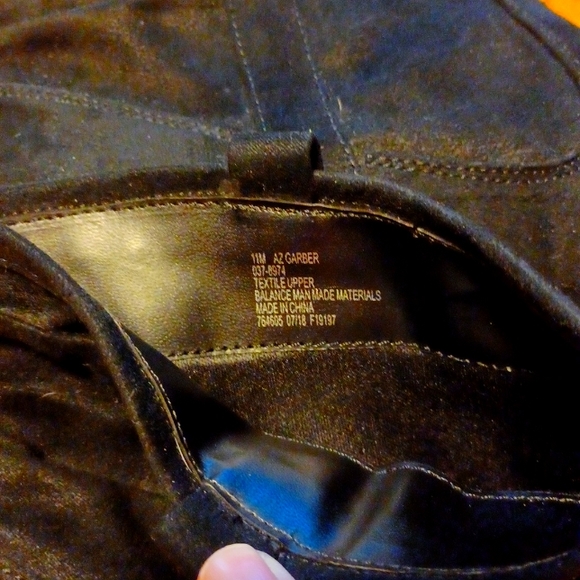 Arizona Jean Co. Women's Gianna Pull on Booties. Excellent Pre-owned Condition! - Picture 4 of 6